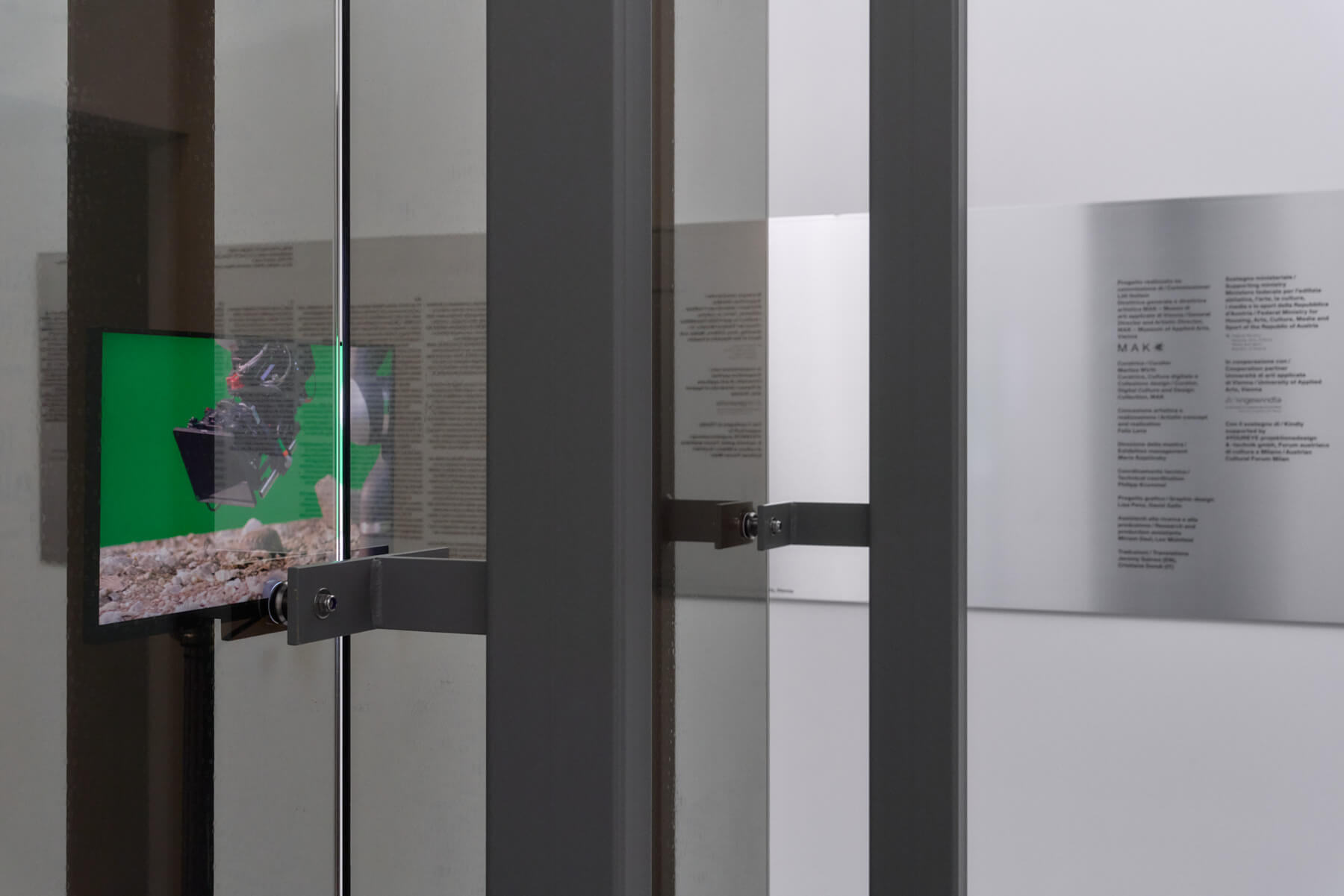 lSoft Image, Brittle Grounds